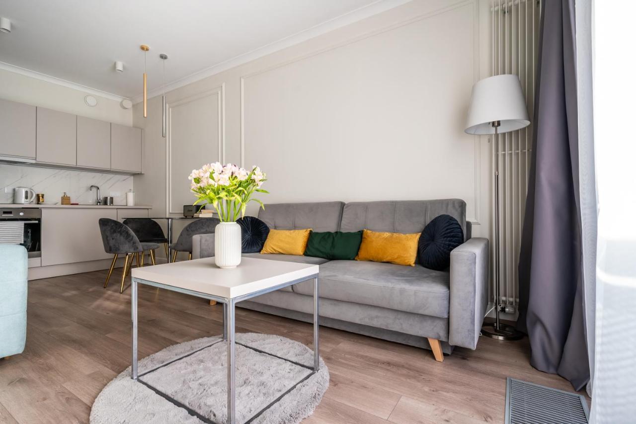 Apartamenty Mennica Residence - Golden Apartments Варшава Экстерьер фото
